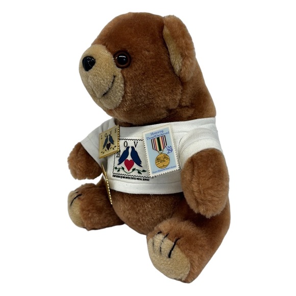 Vintage 1996 USPS Love Stamp Teddy Bear Plush w/ Attached Pins and Shirt 8" EUC - Picture 4 of 8